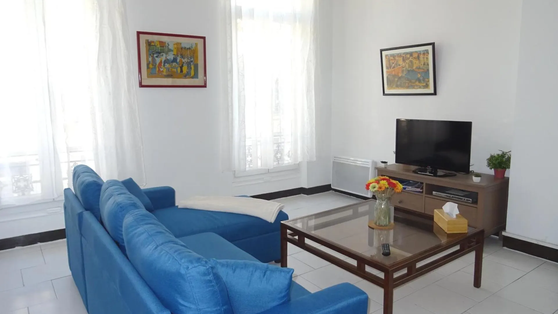 Joli T2 Refait A Neuf, Lumineux Et Accessible Apartment Marseille 0*,  France